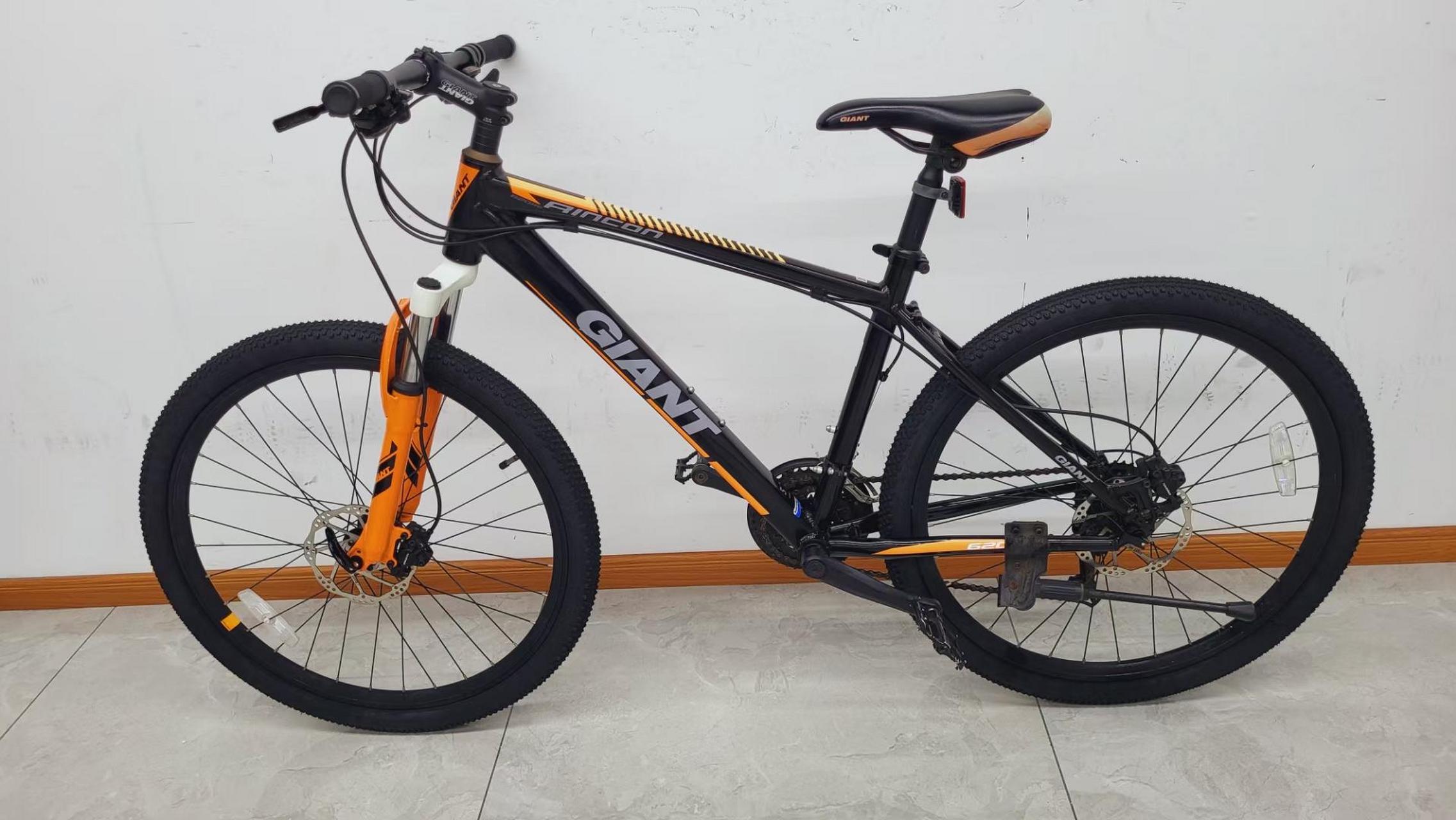 捷安特rincon620hd, 铝合金车架,避震前叉,升级了禧玛诺m315 3×7