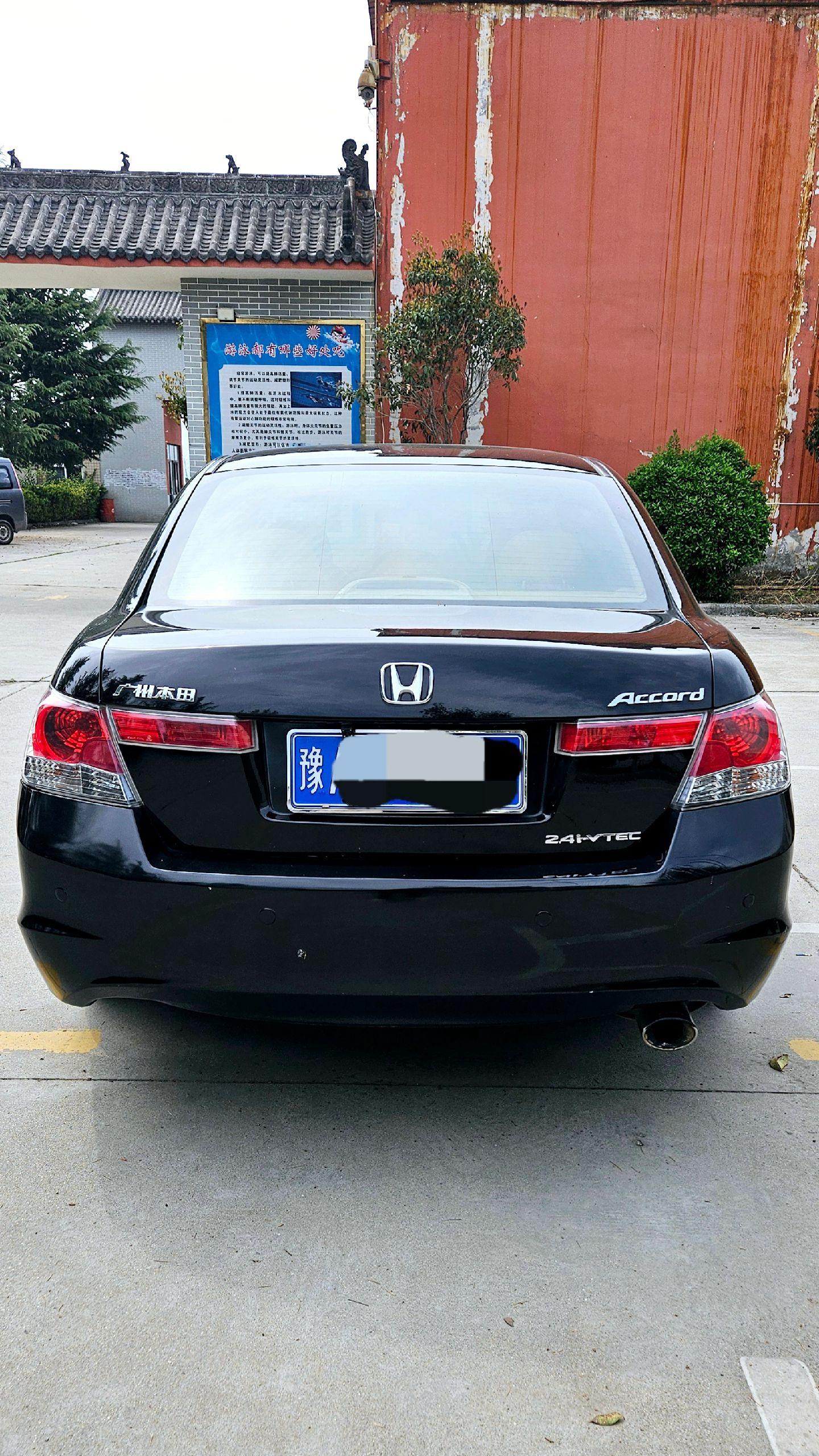 09年本田雅阁,2.0排量高配,发,变完美,现售价2万多