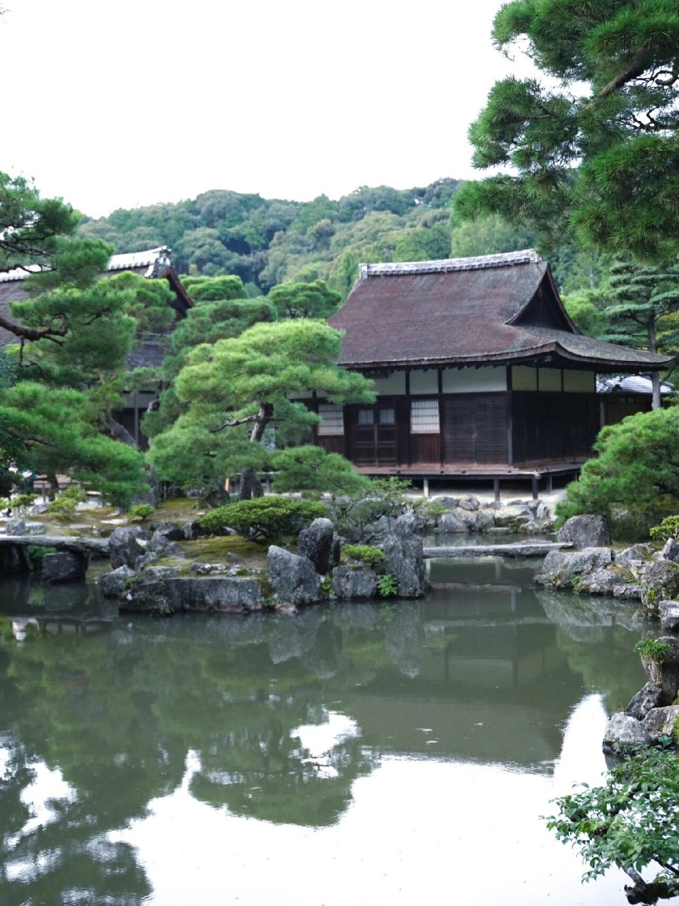kyoto银阁寺(慈照寺) 现代几何造型的枯山水(只用白砂) -向月台,与