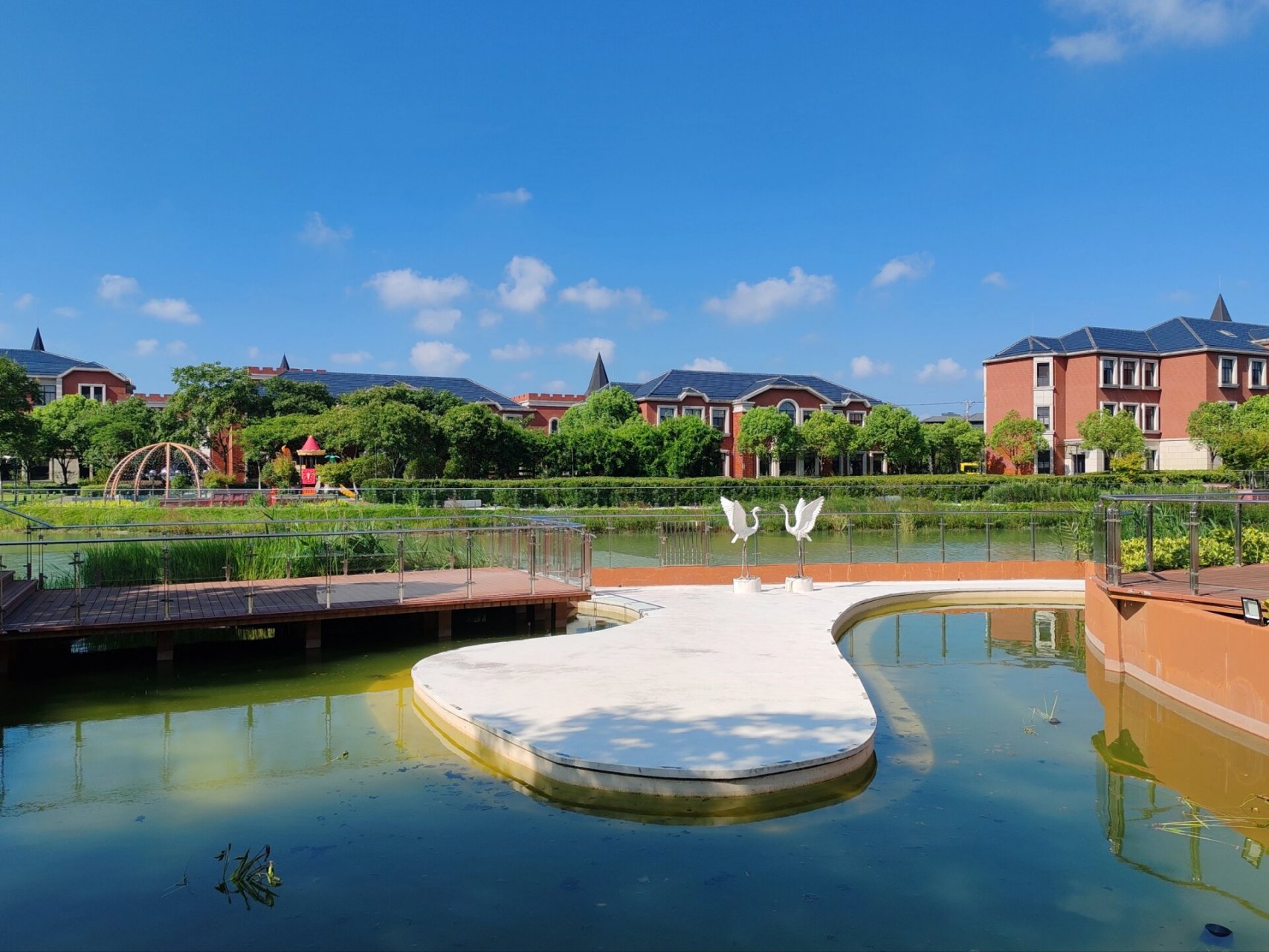 上海市实验学校东滩高级中学 #高一#  啊啊啊啊啊好高级的学校tt