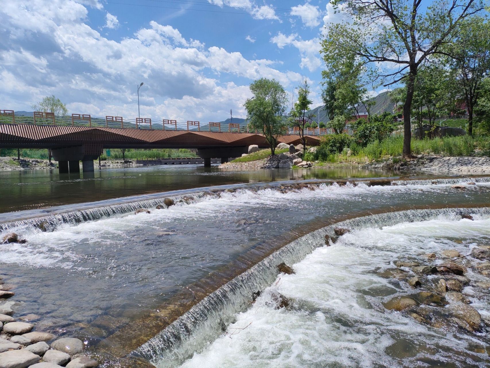 门头沟王平镇 有山有水,周末好去处 导航直接到王平镇湿地公园,路边
