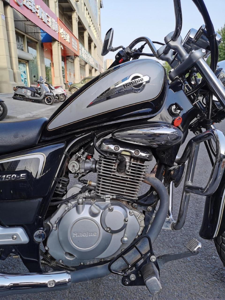 豪爵铃木悦酷 gz150    19年7月上牌 实表22622公里 一手户 轮胎换的