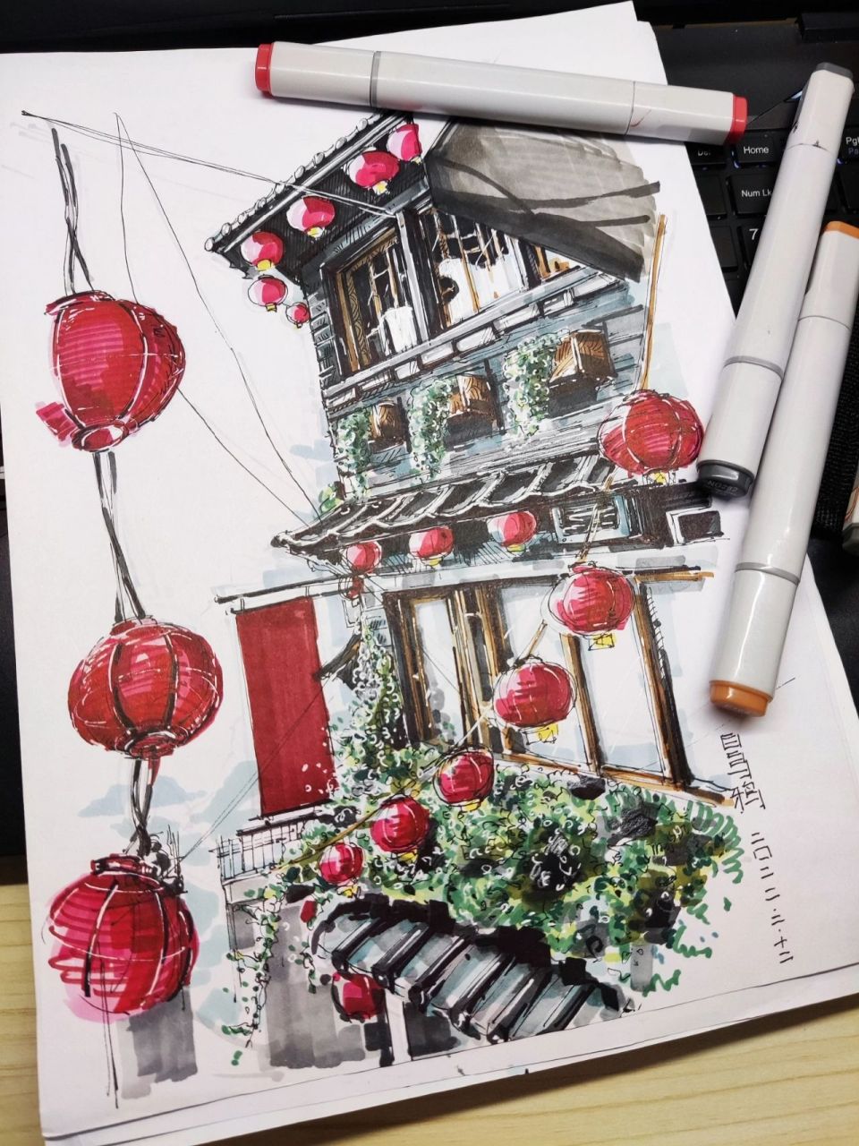古镇风景马克笔绘画 所用材料:三菱针管笔,高光笔,法卡勒马克笔 绘画