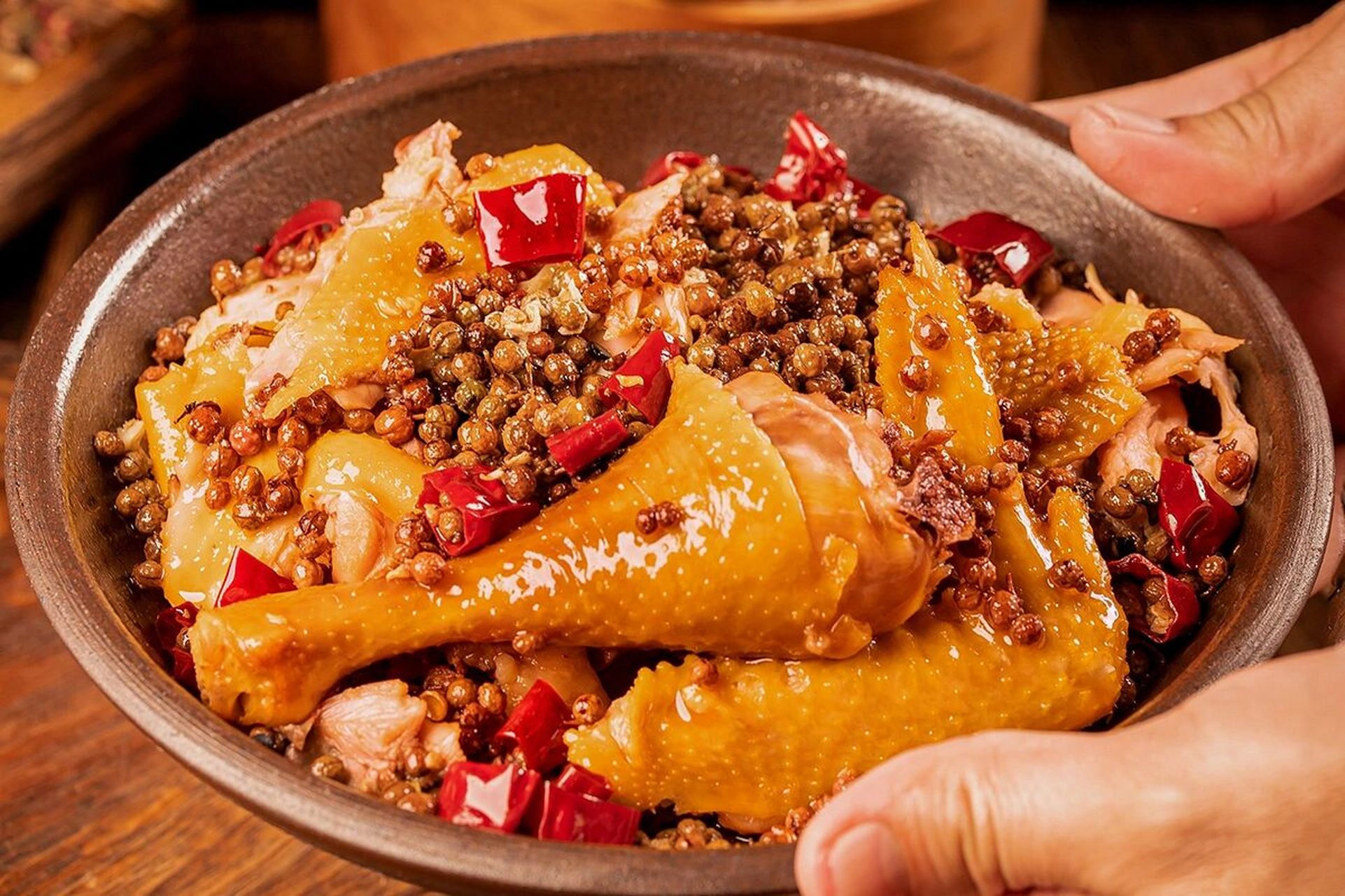 广州# #追剧小零食# #麻椒鸡