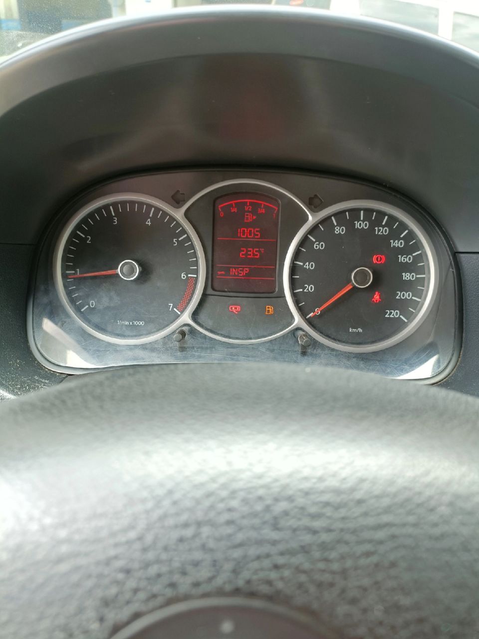 大众朗逸仪表显示屏老化红屏,重新更换一块屏幕,问题解决