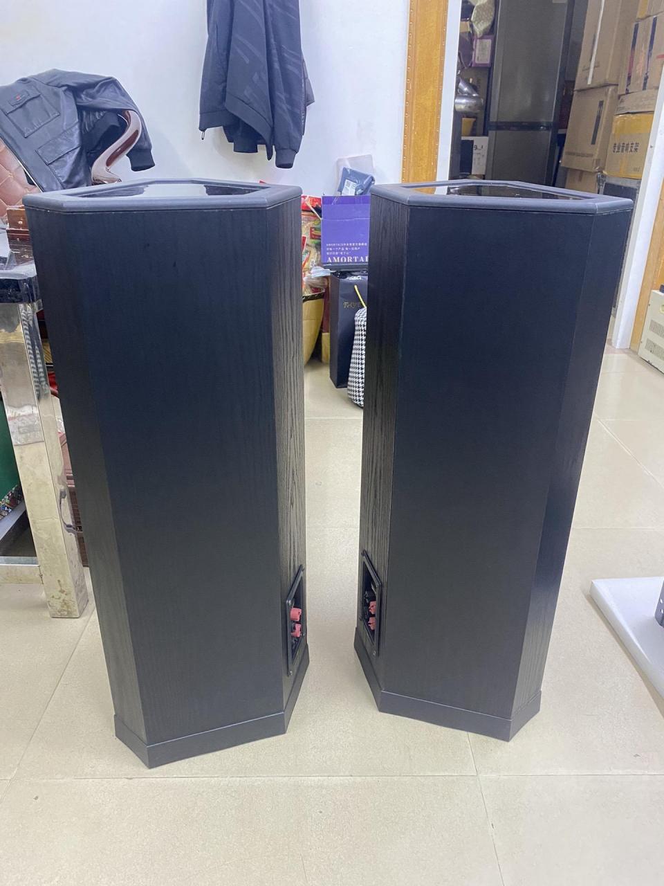 英国天朗611同轴音箱,8寸同轴喇叭 8寸低音喇叭;成色极新,一切原装没