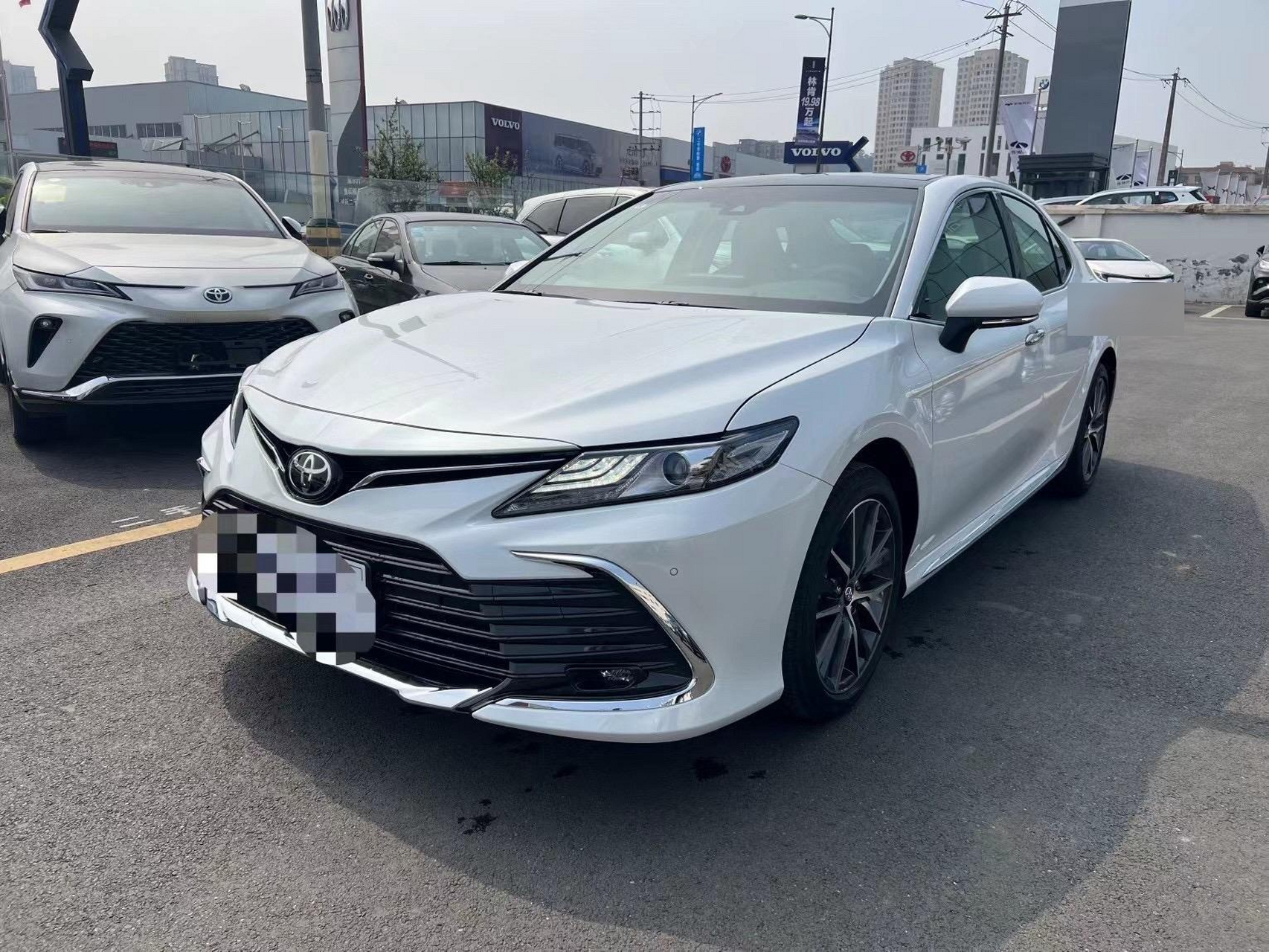 新车新车,丰田凯美瑞2.5排量豪华版,原版原漆,100多公里