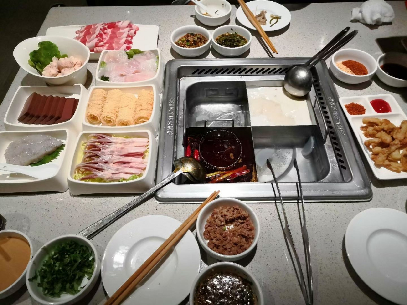 海底捞的猜谜小游戏 海底捞的猜谜小游戏,移动图一牙签组成的812数字