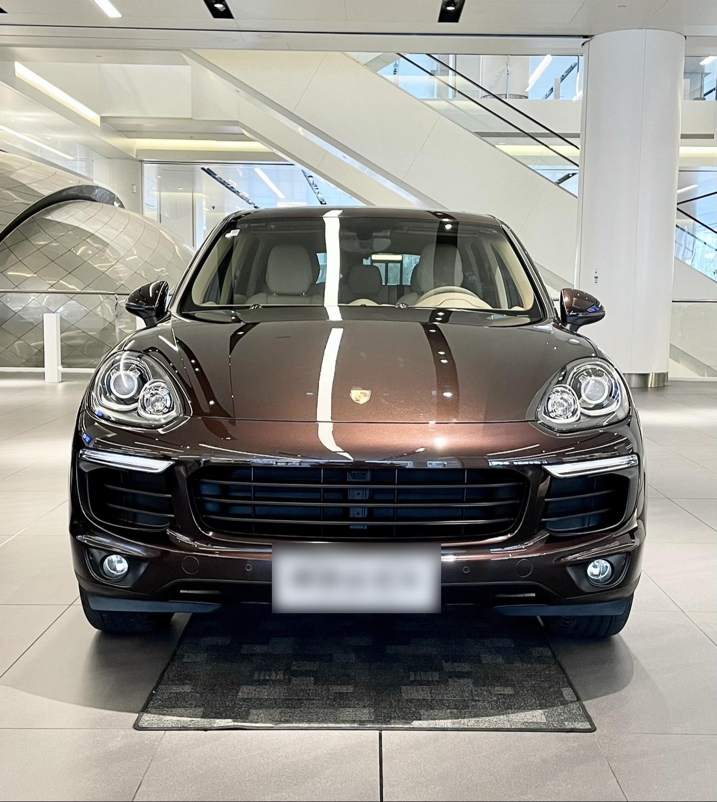 品牌车型:16款保时捷卡宴