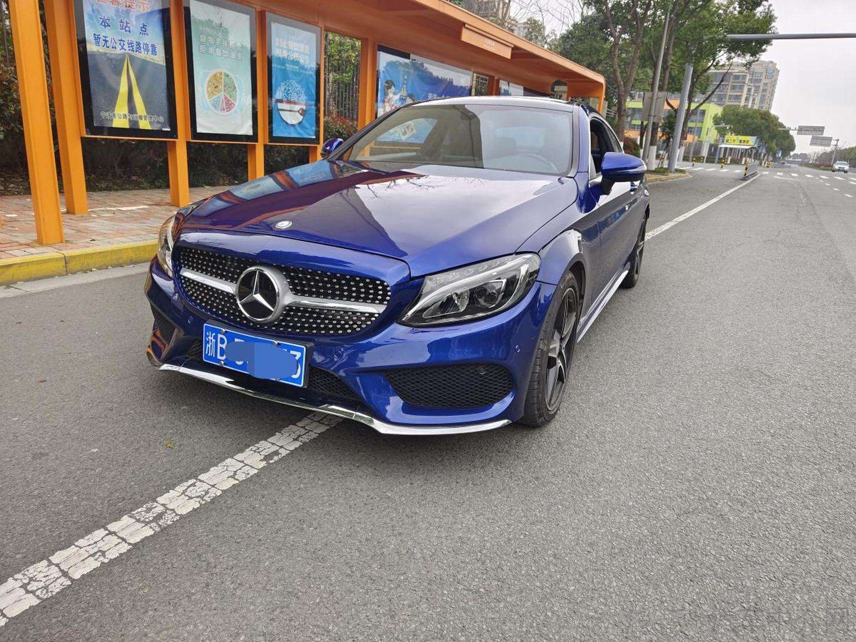 奔驰c200进口双门轿跑 售价:15.