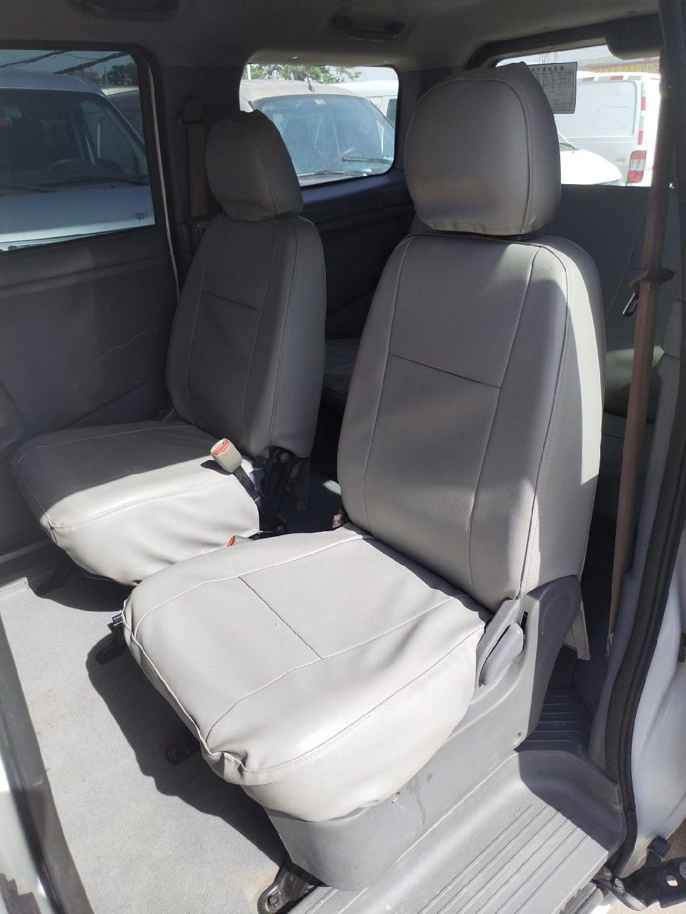 新到14年东风帅客7座面包车,后排座椅可折叠, 车况精品,手续25年,价位
