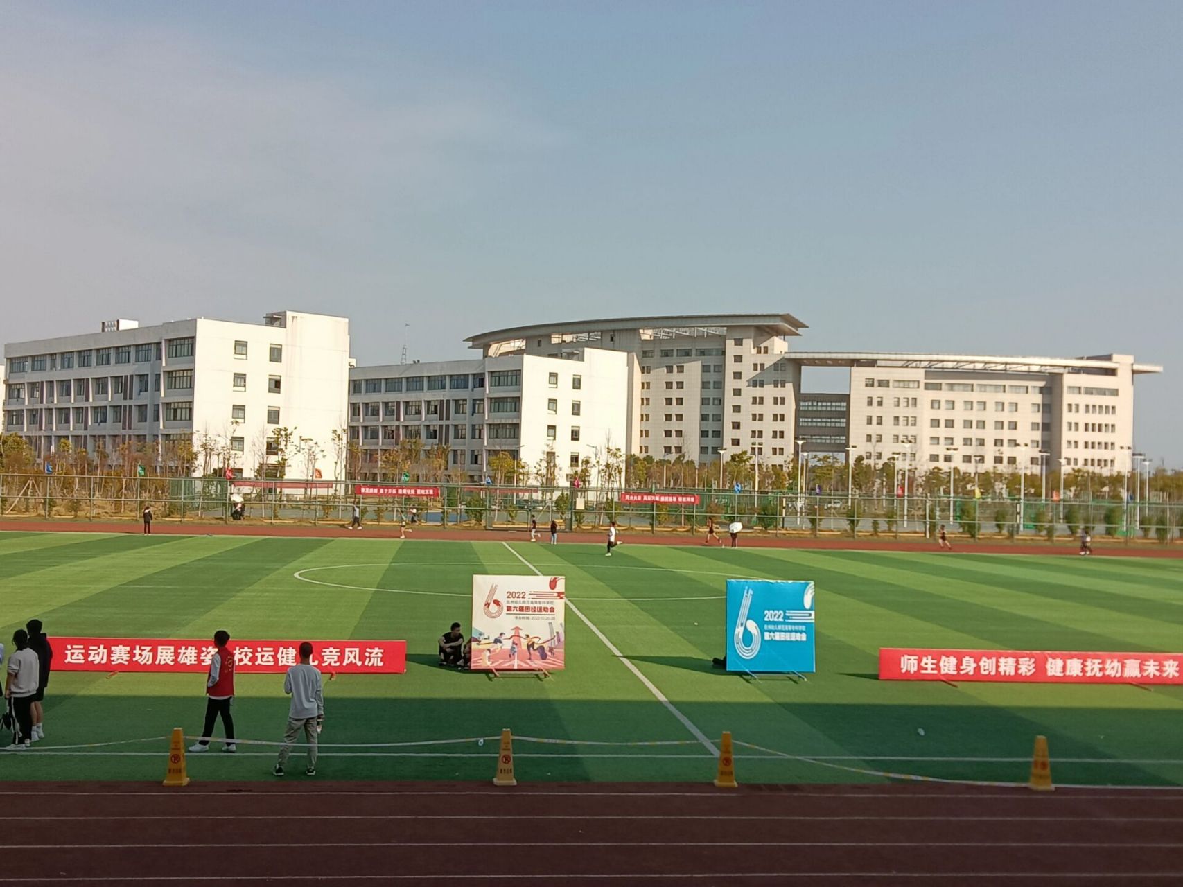 抚州幼儿师范高等专科 有不知道的学妹可以咨询我喔