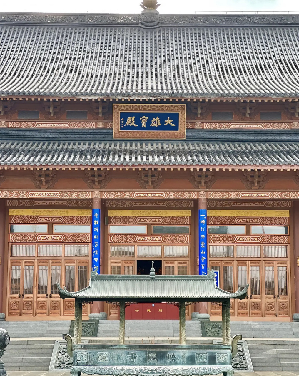 烟台|峆垆寺 注意事项 ①穿着干净整洁朴素不裸露,不要穿艳丽的衣服