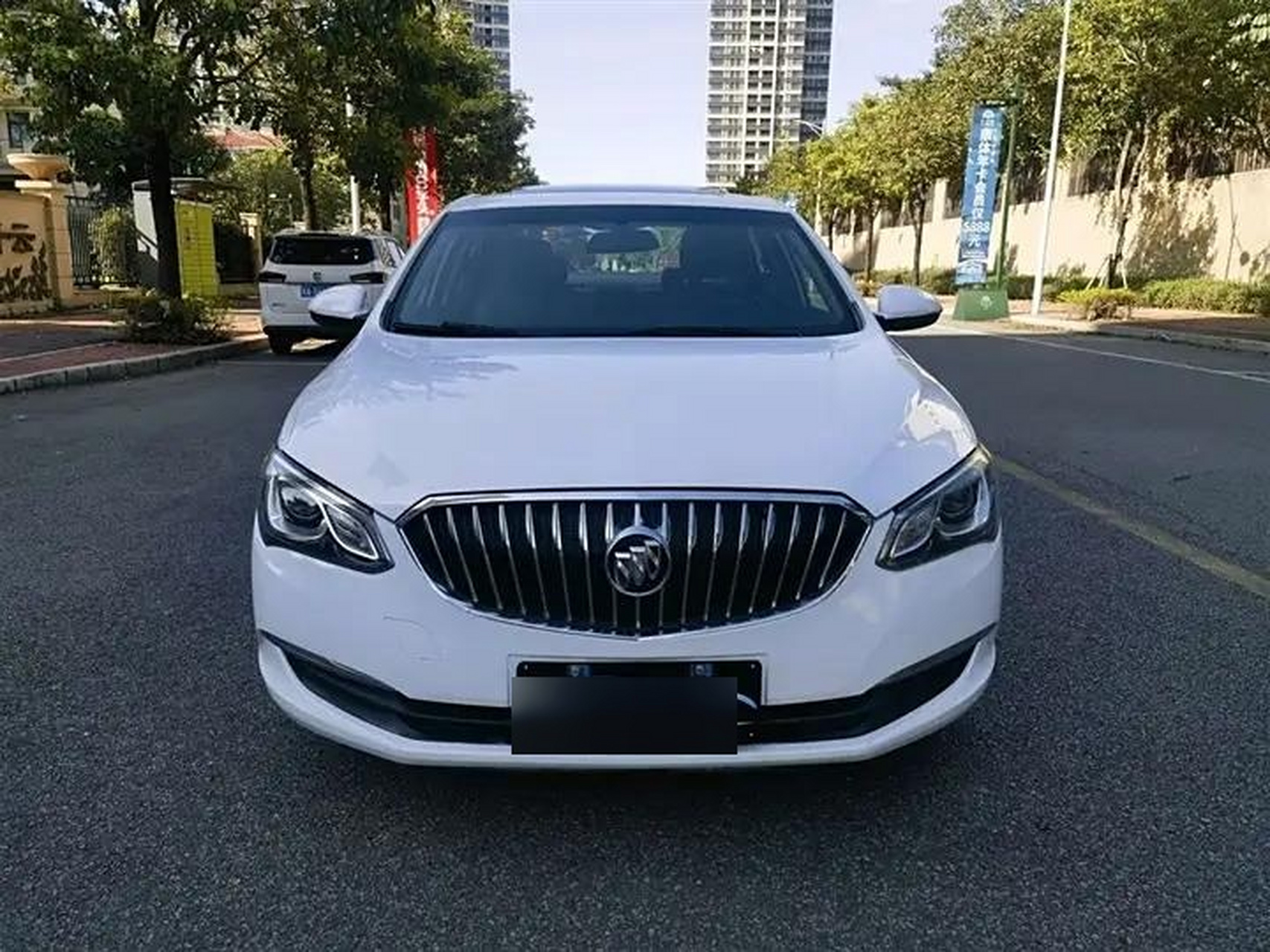 英朗2016款15n自动精英型.