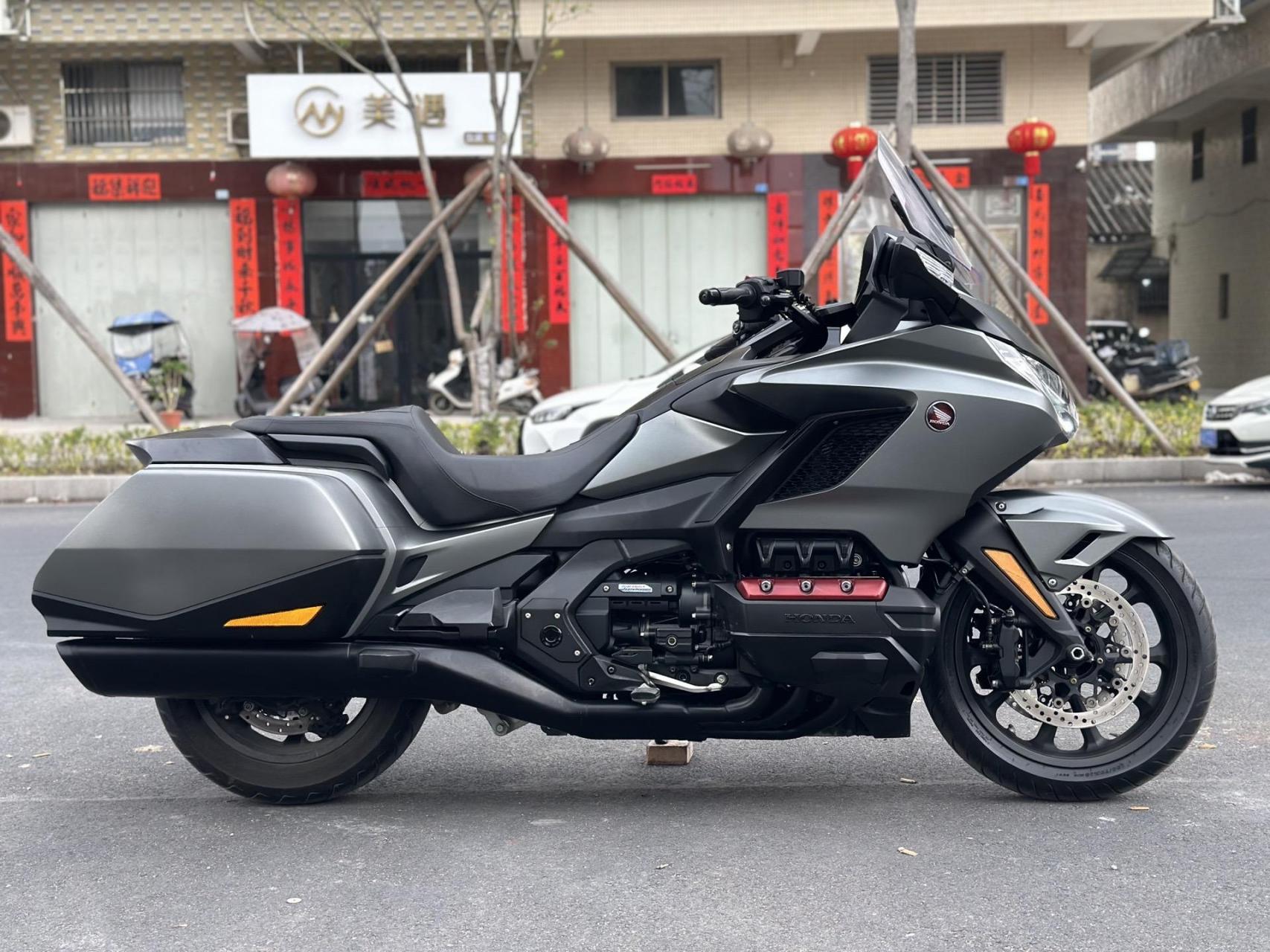 23年本田金翼f6b02大金翼巡航机车摩托车 最新款 超级准新状态 精品