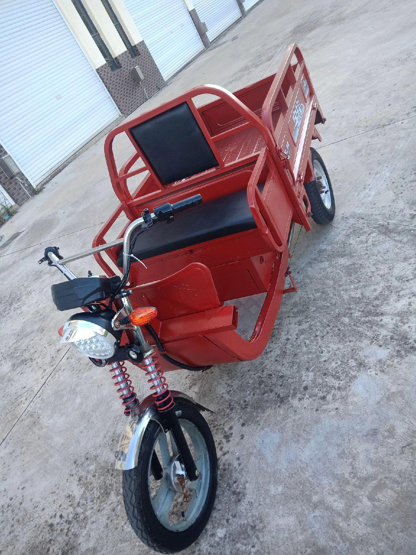 二手三轮电动车,宇锋大品牌三轮车60v 32安全新电池,电池质保一年