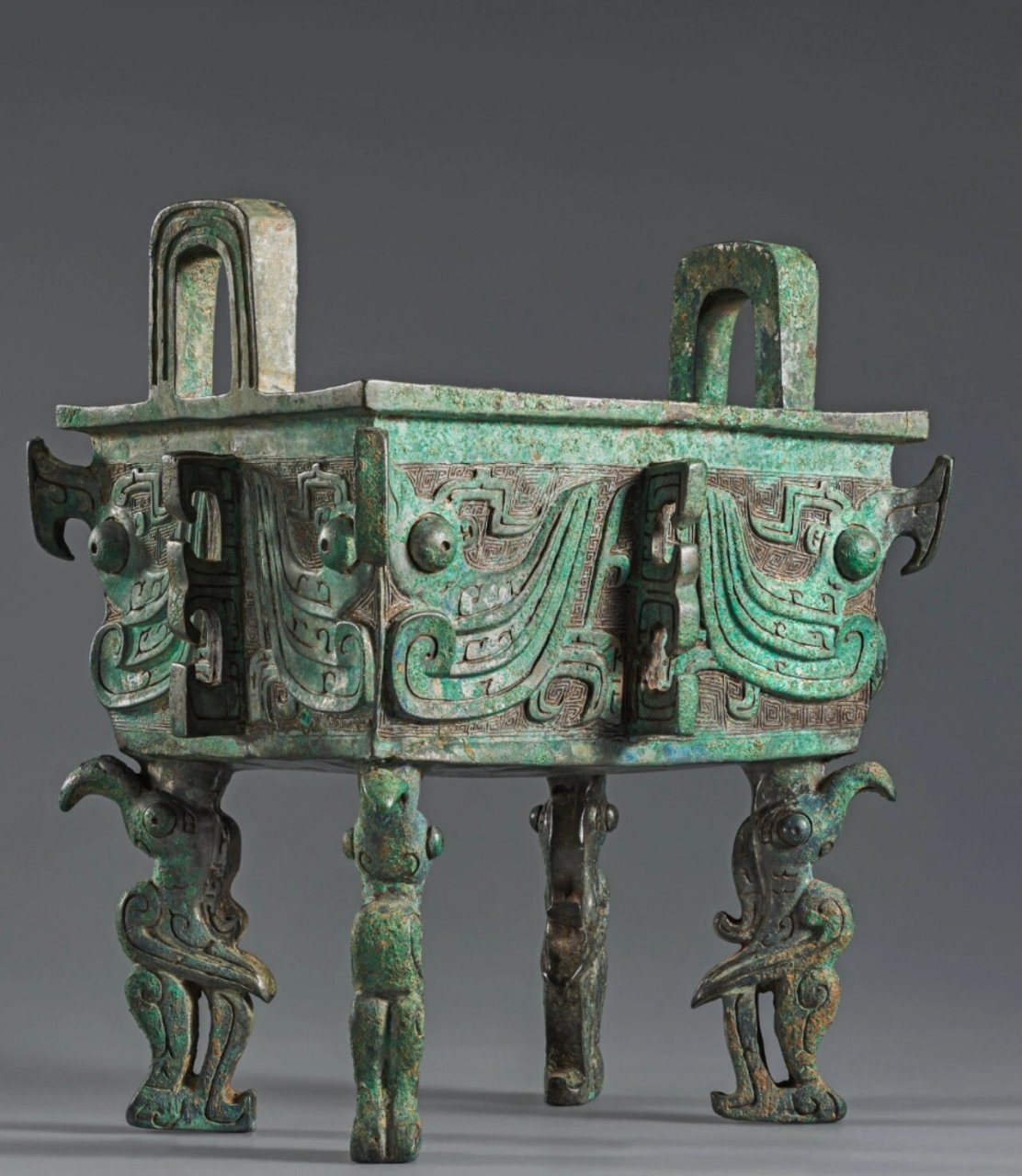 青铜器"鼎".西周(公元前 1046-771 年) 亚洲艺术博物馆,旧金山 .