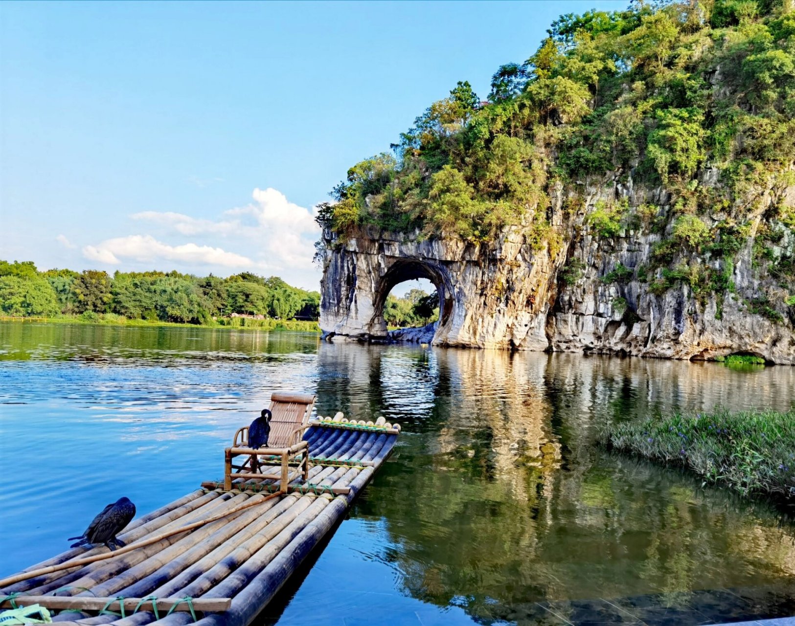 桂林的象鼻山图片图片