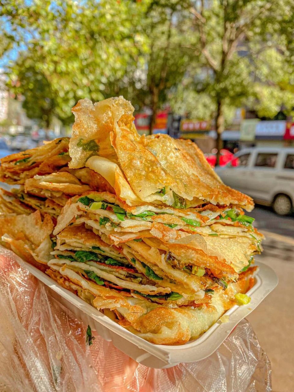 武汉季节美食"炕豆丝",绿豆和大米做的豆丝 童年记忆美食～ · 以前到