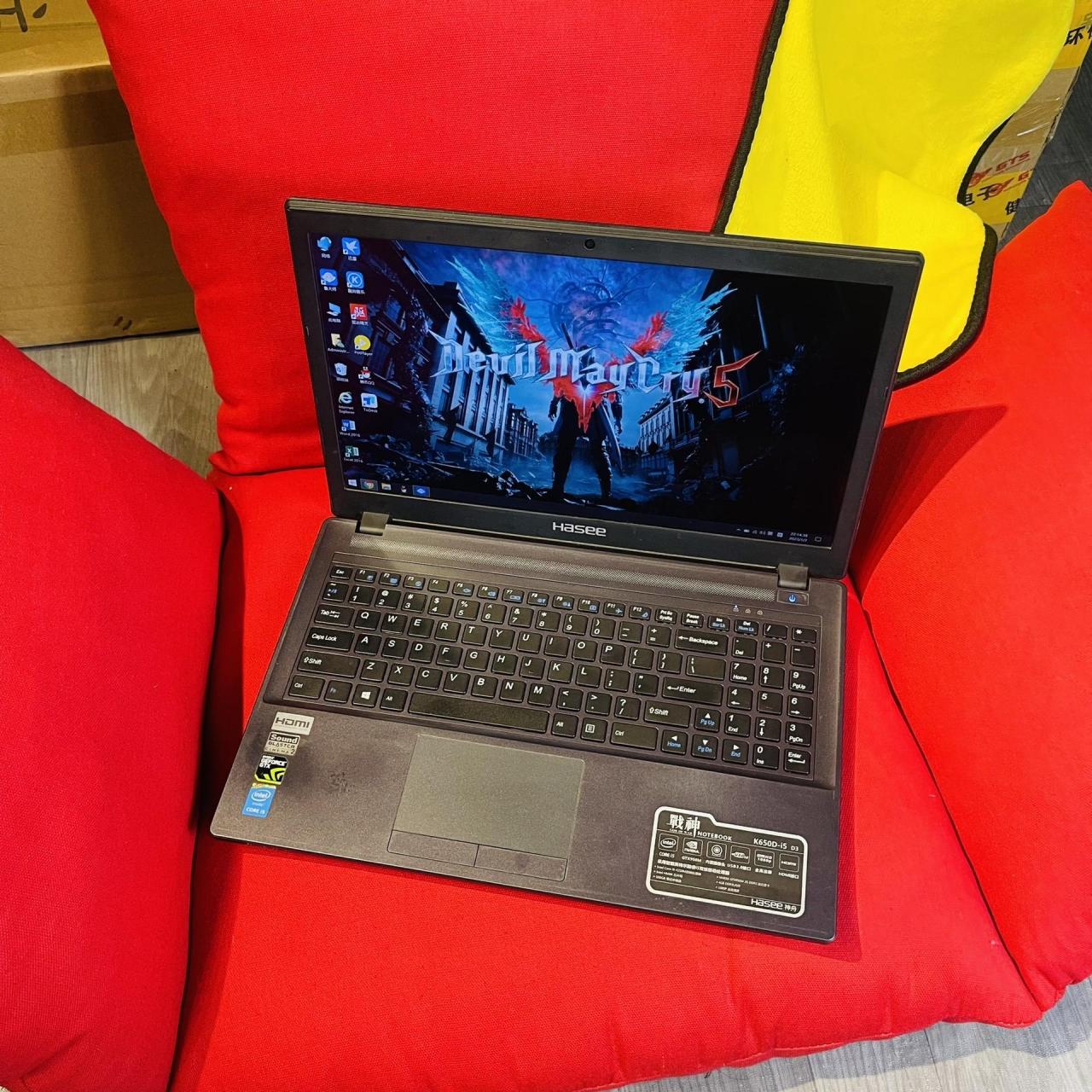 神舟cw65s游戏本 i5-4210m 120g固态十1t机械 gtx950m 12g内存 二手