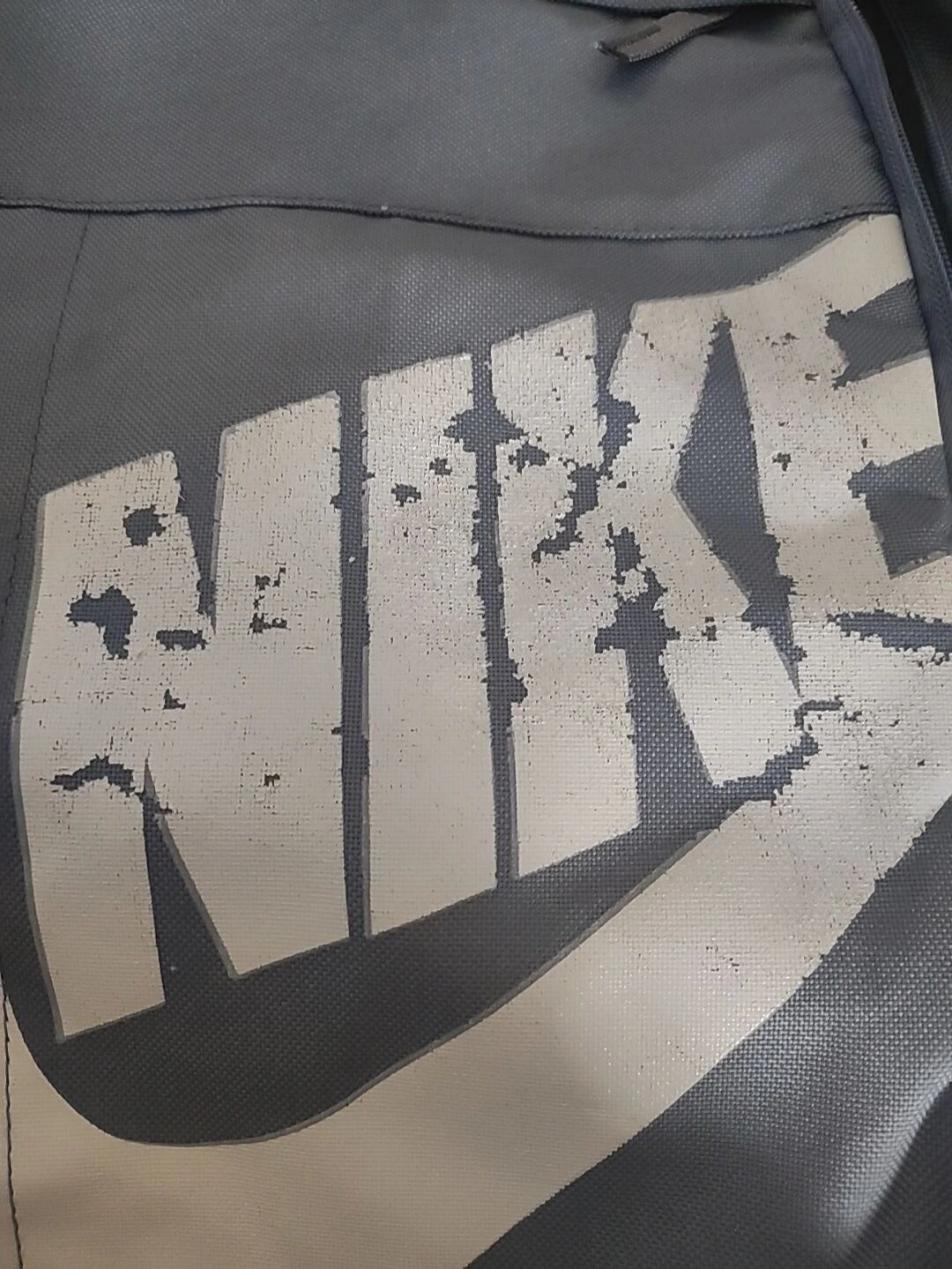 耐克logo掉了怎么办