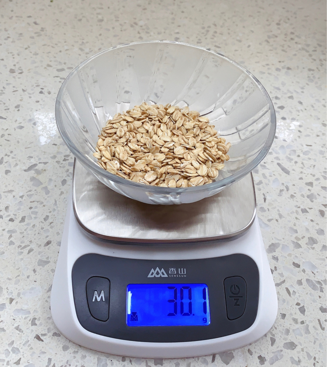 [打call] 但少吃那种添加太多东西的燕麦噢[爱钱] #热量测评