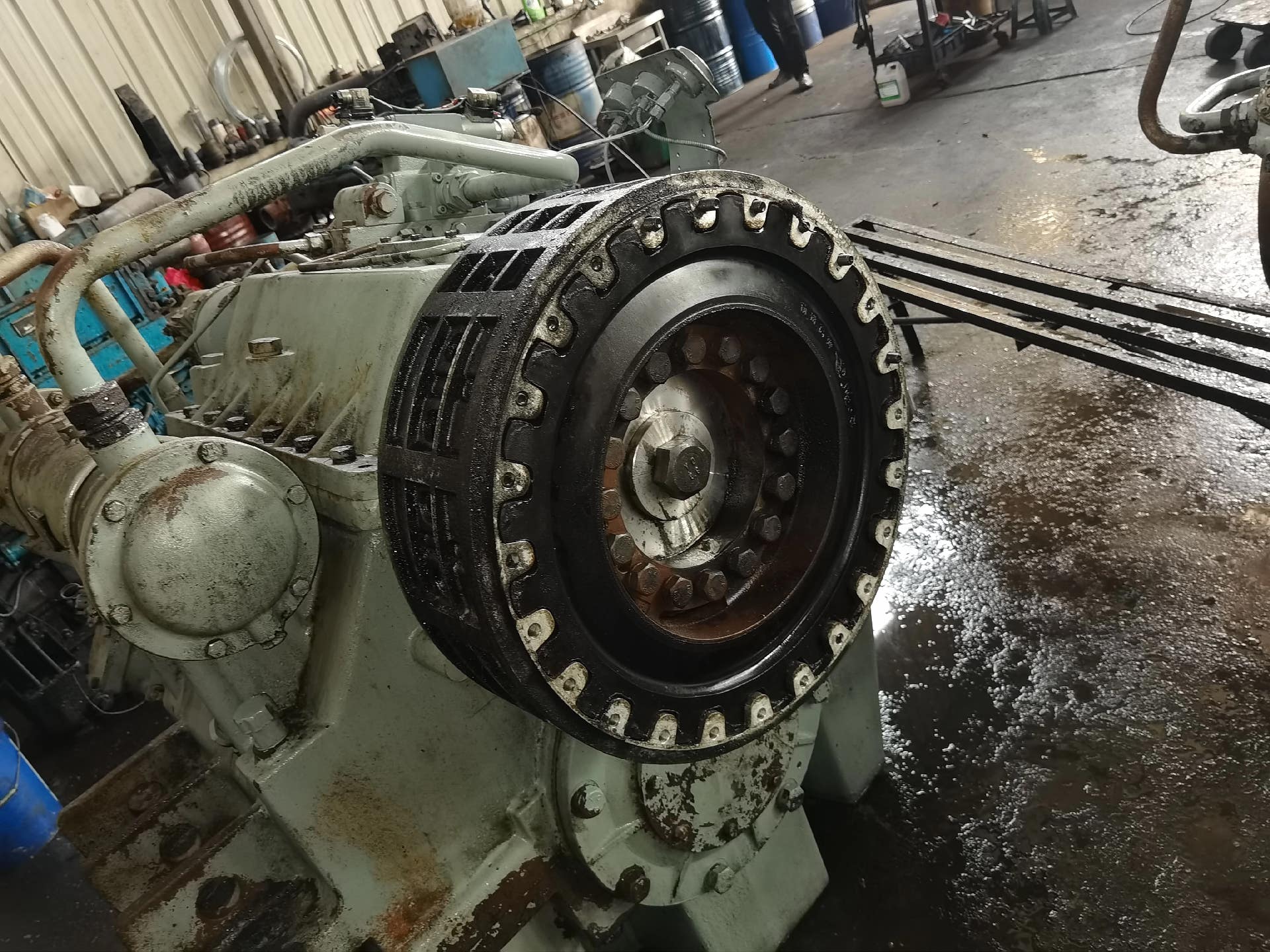 潍柴200系列柴油机.6200/8200柴油机,950-1500马力