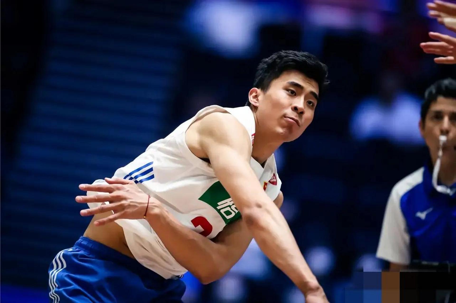 虽然输了比赛,但其实这个结果已经是非常不错的了,毕竟法国男排实力