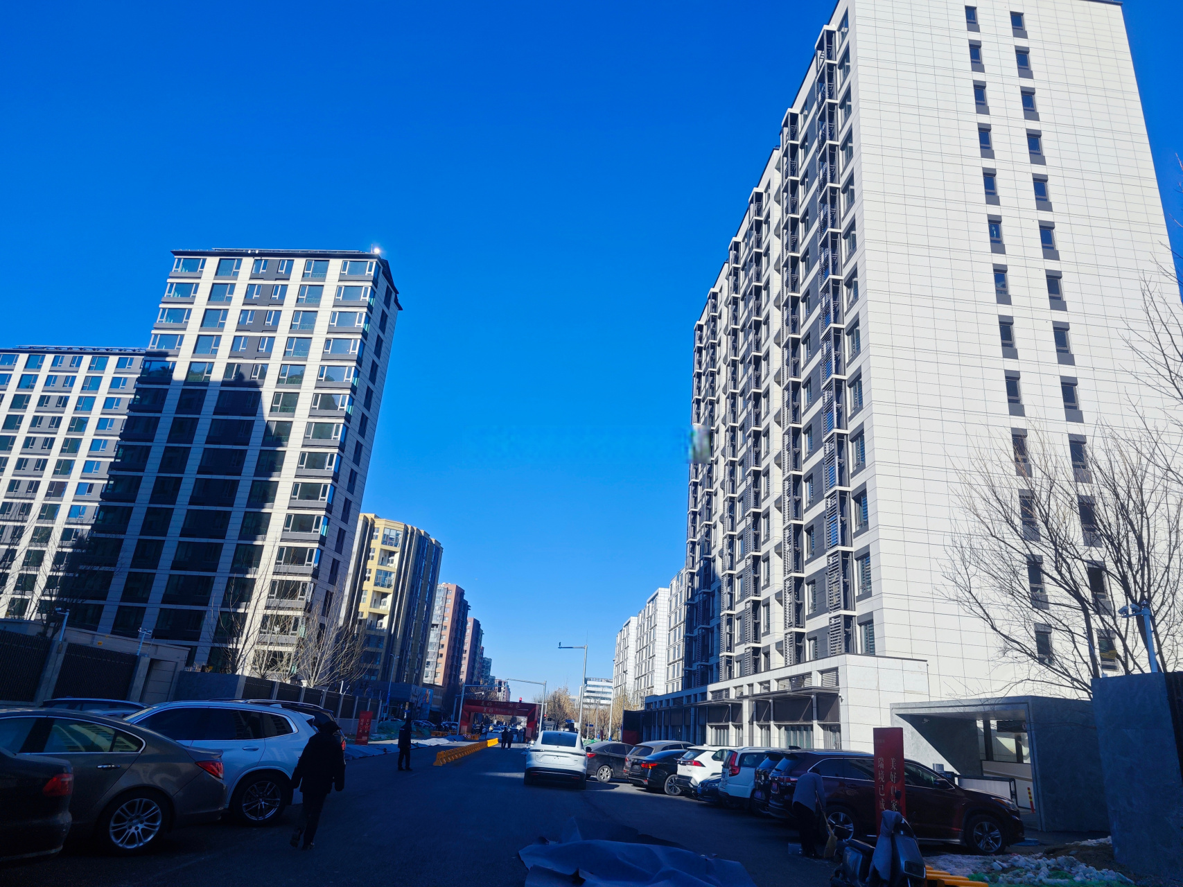 昨天带粉丝去看的顺义后沙峪华润和光瑞府 已经交房了,目前有陆陆续续