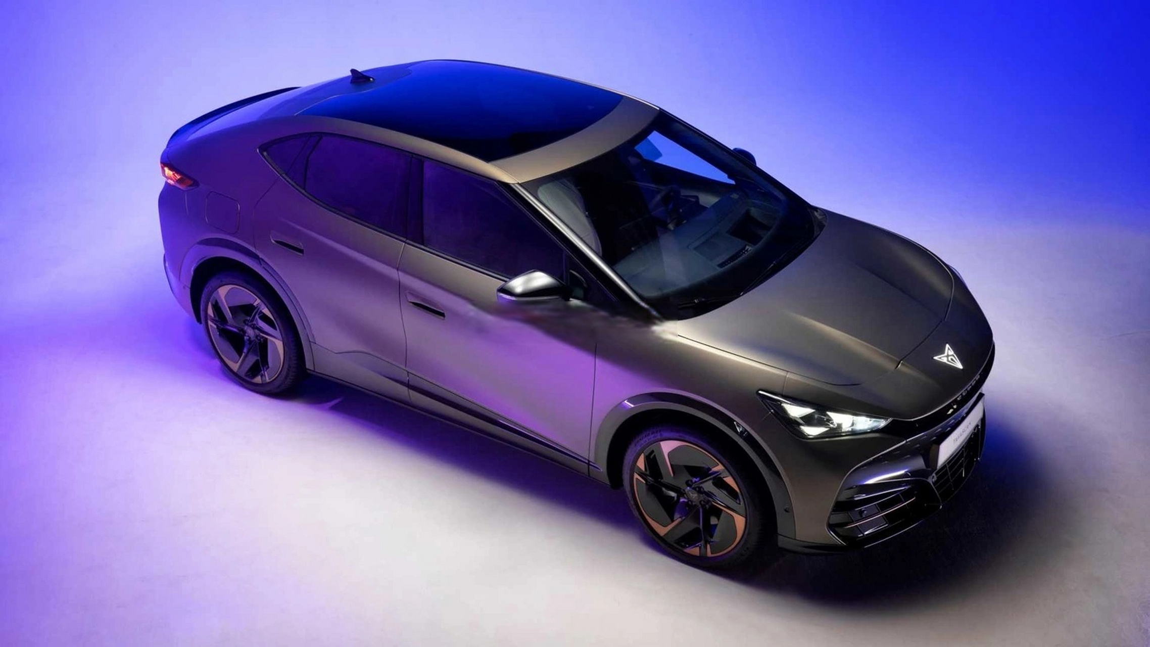 大众 cupra darkrebel 概念车官图发布:科幻感满满,如同宇宙飞船