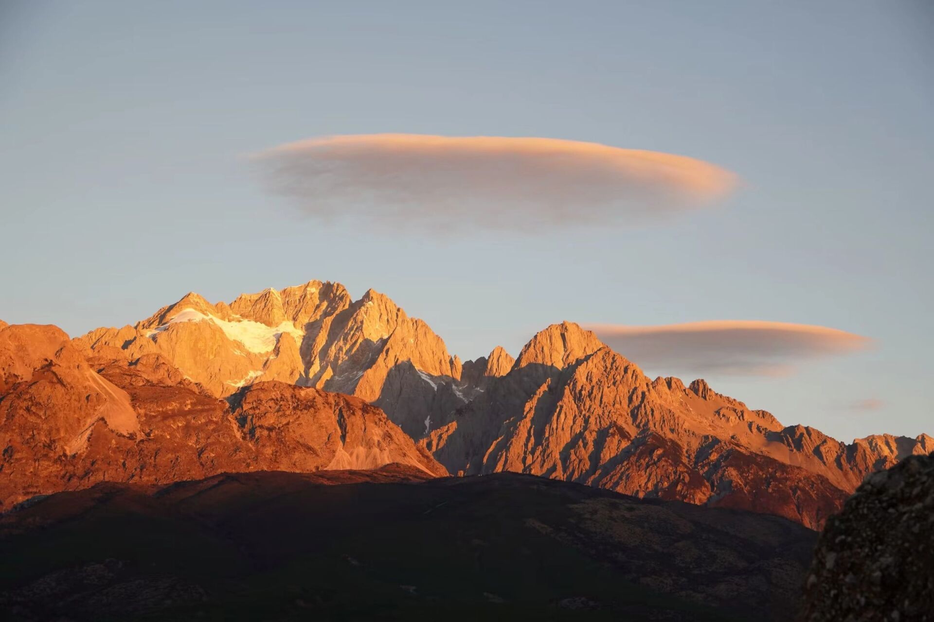 暑假旅游梅里雪山和玉龙雪山怎么选呢?