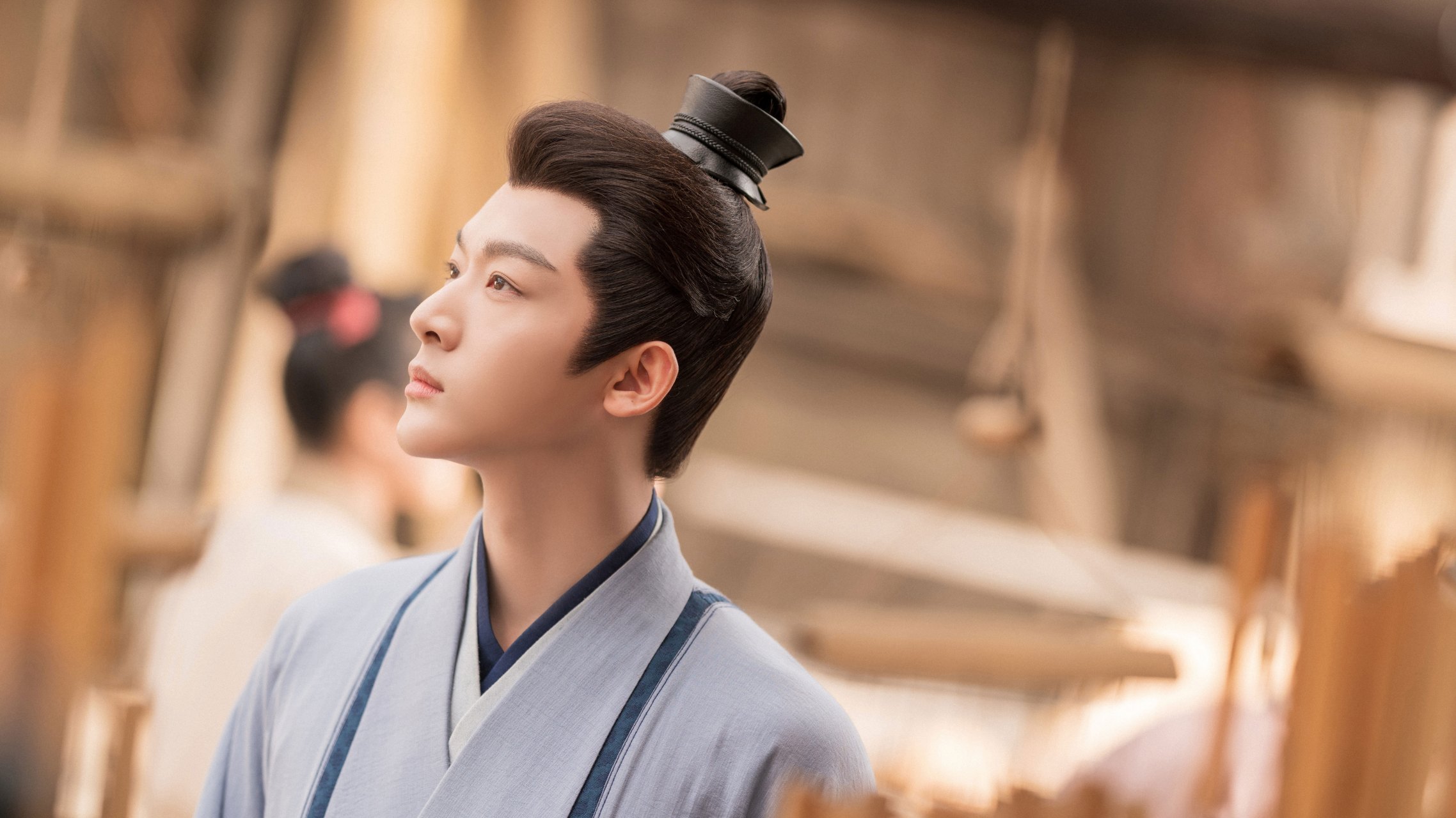 张晚意# 91 #张晚意长相思# 今晚初到清水镇,酒馆正式营业,掉落忙