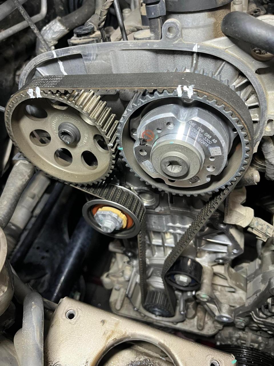 15年大众捷达1.6(ea211正时皮带安装)