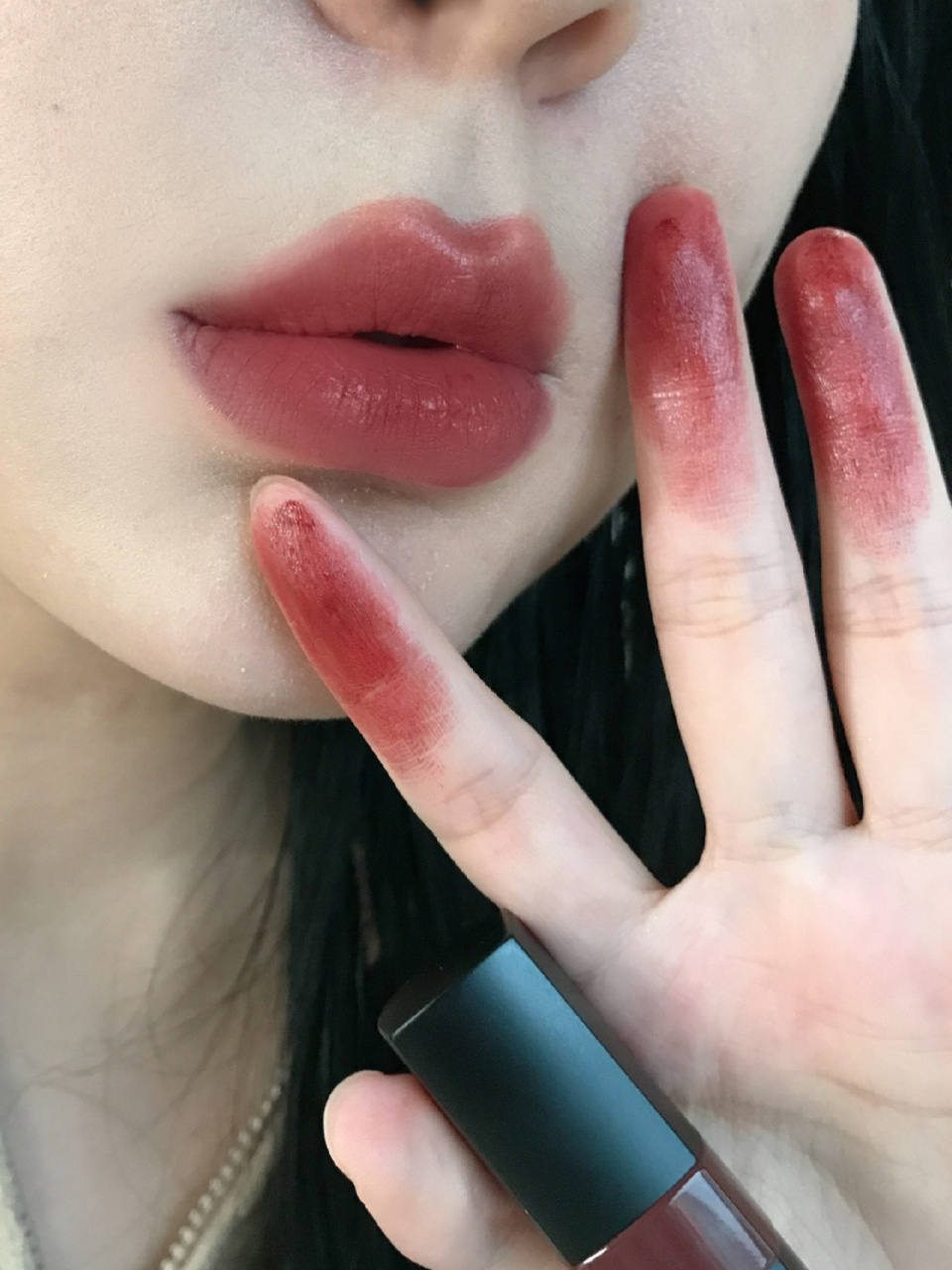 bobbi brown可乐黑莓 这支真的好冷门bb黑管 色号black berry 一般