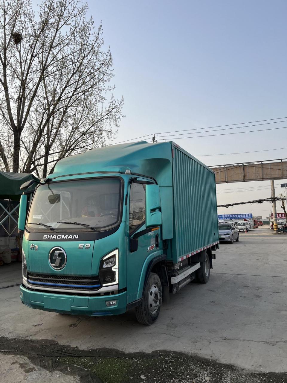 最新拿下: 2022年12月 陕汽轩德e9纯电动4米2箱货 搭载98.