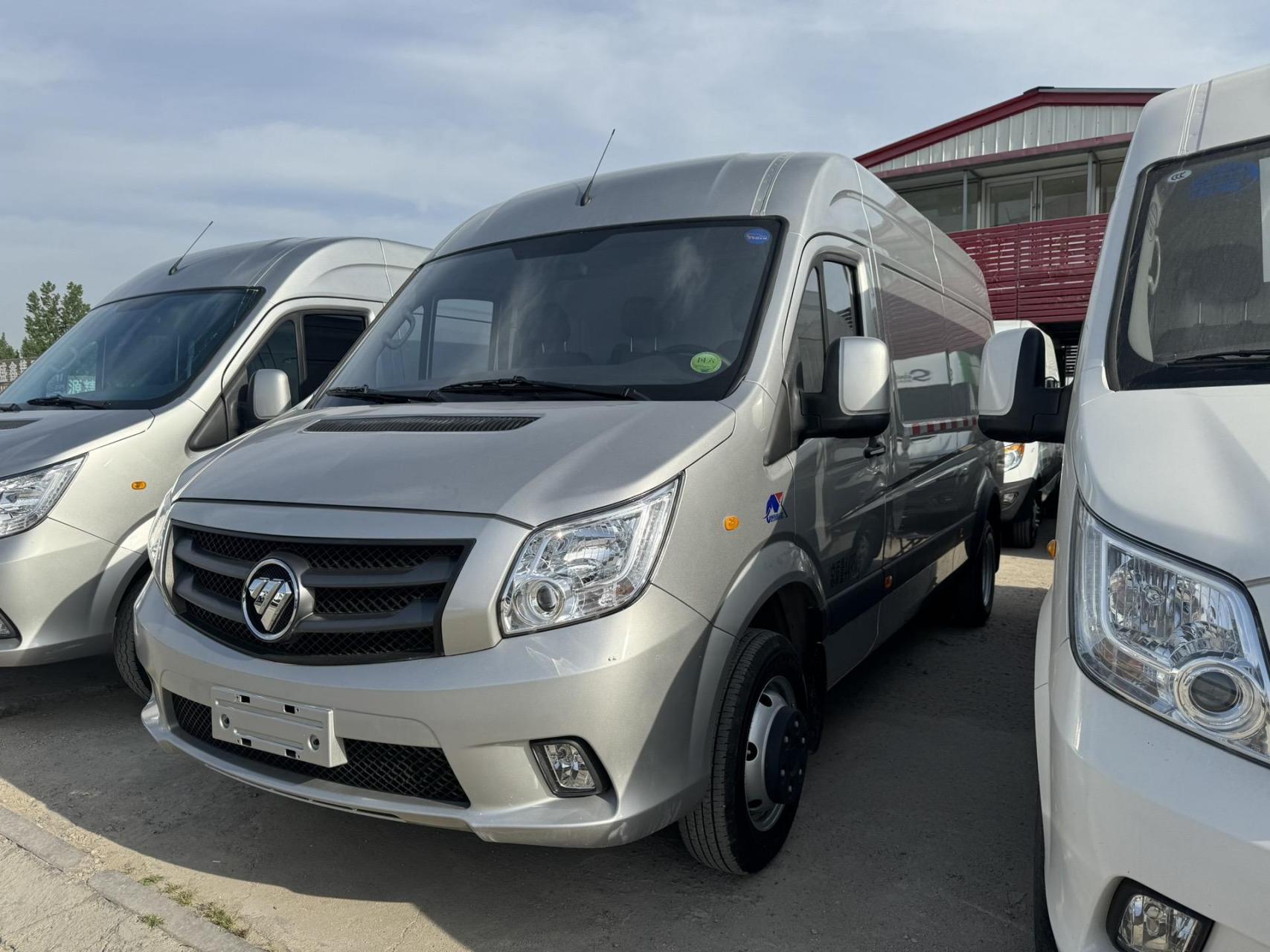 新到2024年上牌福田图雅诺,加长5.