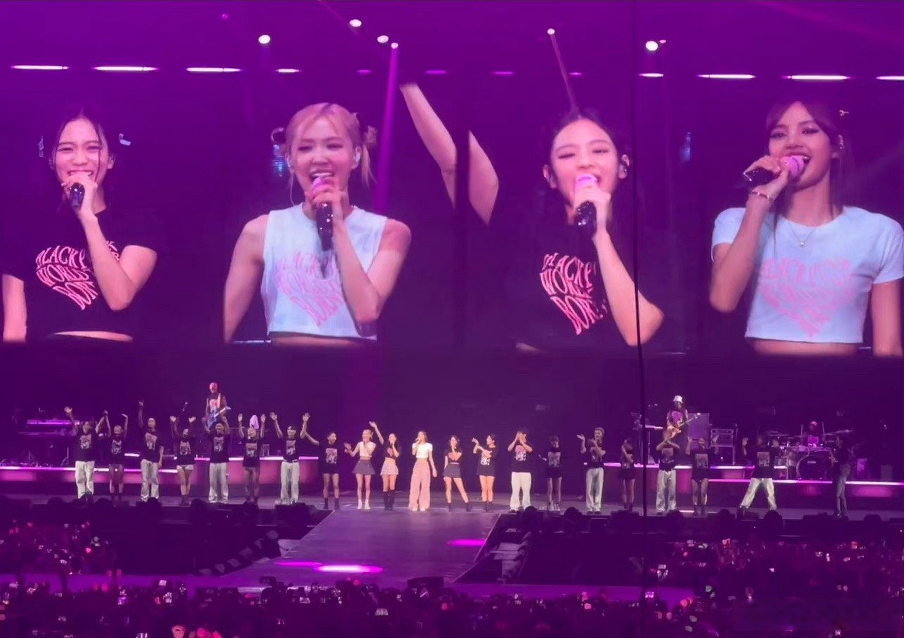 blackpink澳门演唱会怎么这么空,平时不是吹的全宇宙最红嘛98