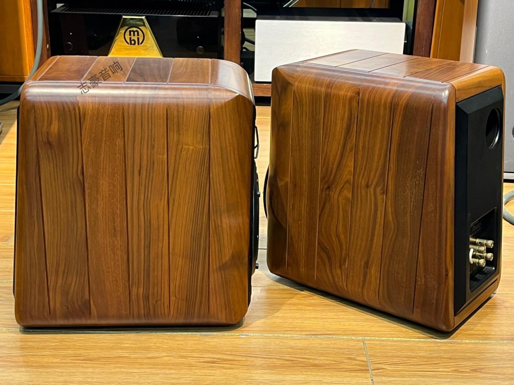 世霸大情人一代榫卯书架音箱 大情人第一代,早期榫卯工艺版本, 黑标