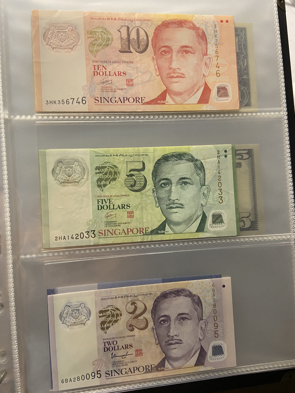 9492新加坡纸币欣赏～ 新加坡币上的人图像是尤索夫·伊萨