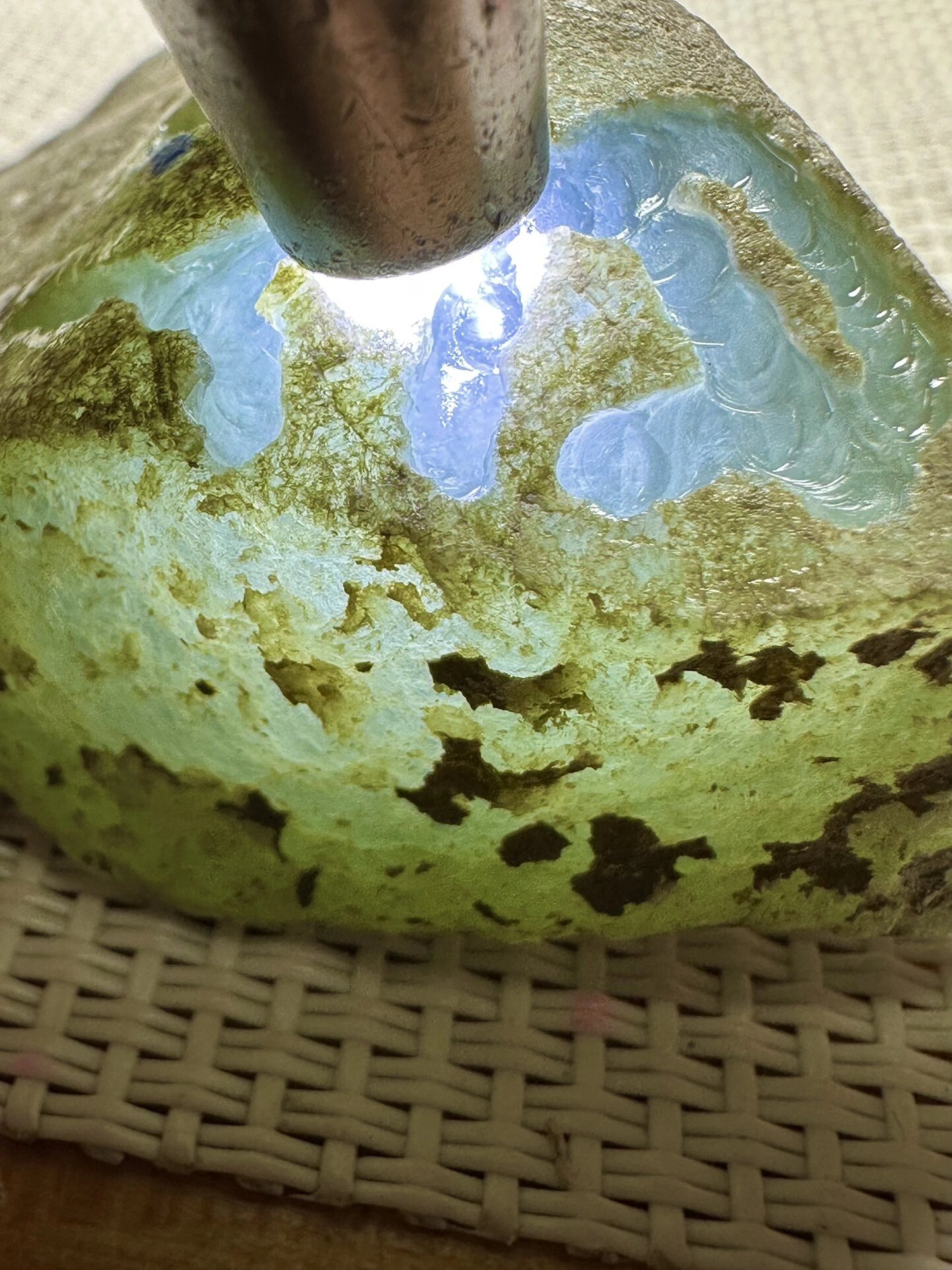 150092实力老后江开窗冰种翡翠原石