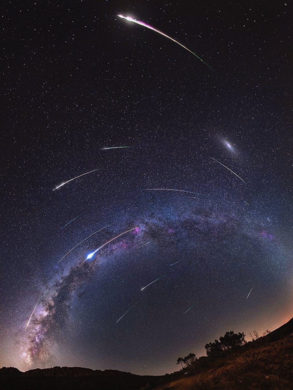 双子座流星雨大爆发7615英国时间12月14-15日 各位朋友!