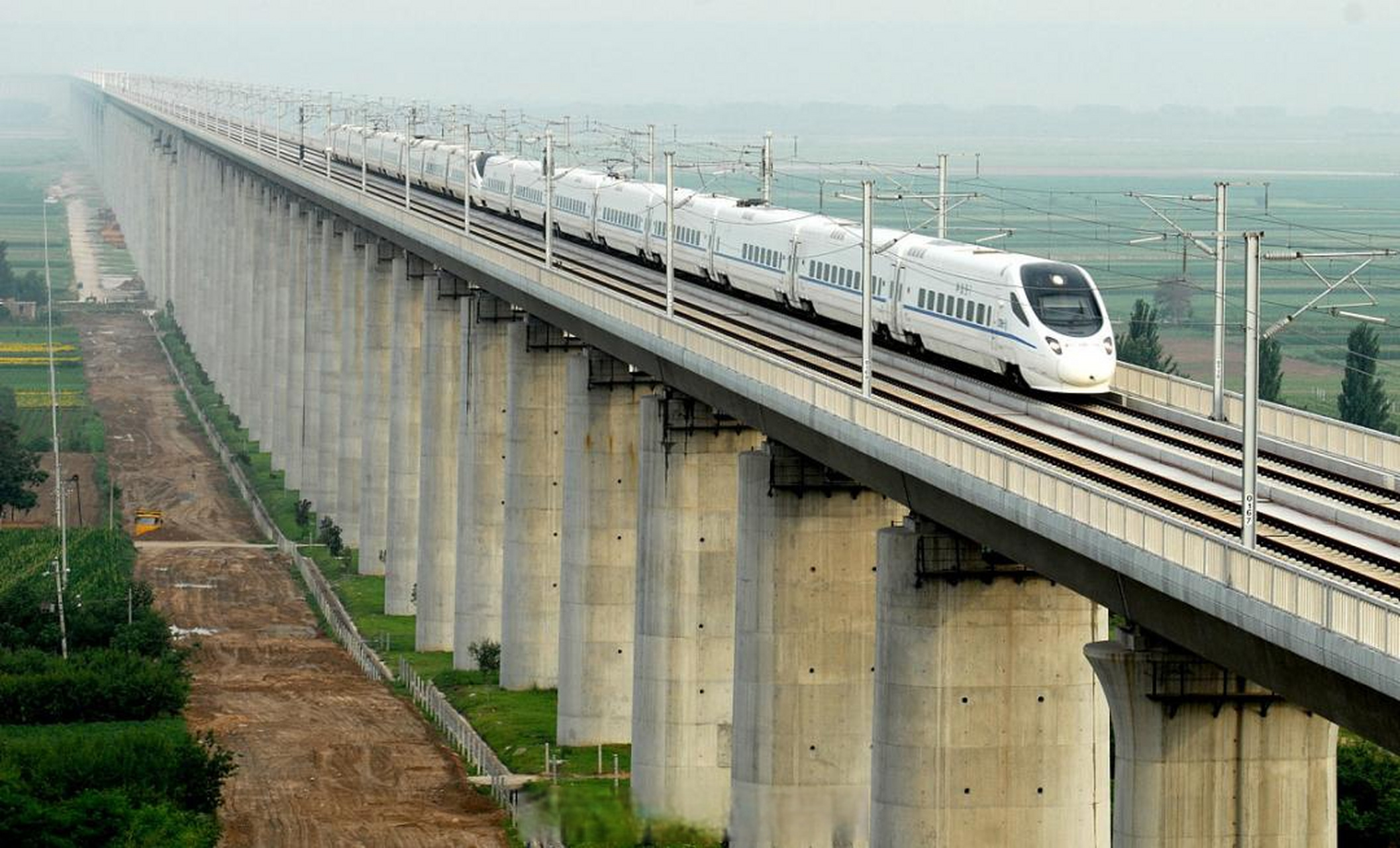 【西安至太原高铁将缩短至两个半小时内】乘火车从西安去太原,高铁和