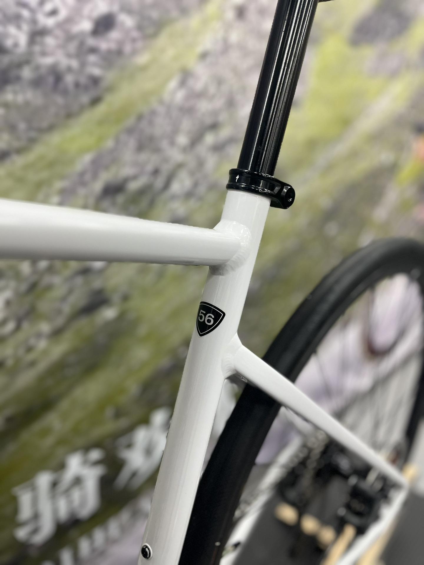 仅7000多点买一台几乎全新的美国闪电 油碟公路车 闪电specialized