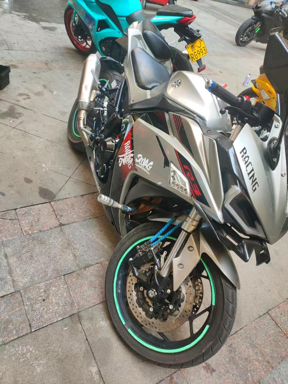 最新到店3台双缸400cc战神r3  手续齐全 有牌有证  随时过户 看上来