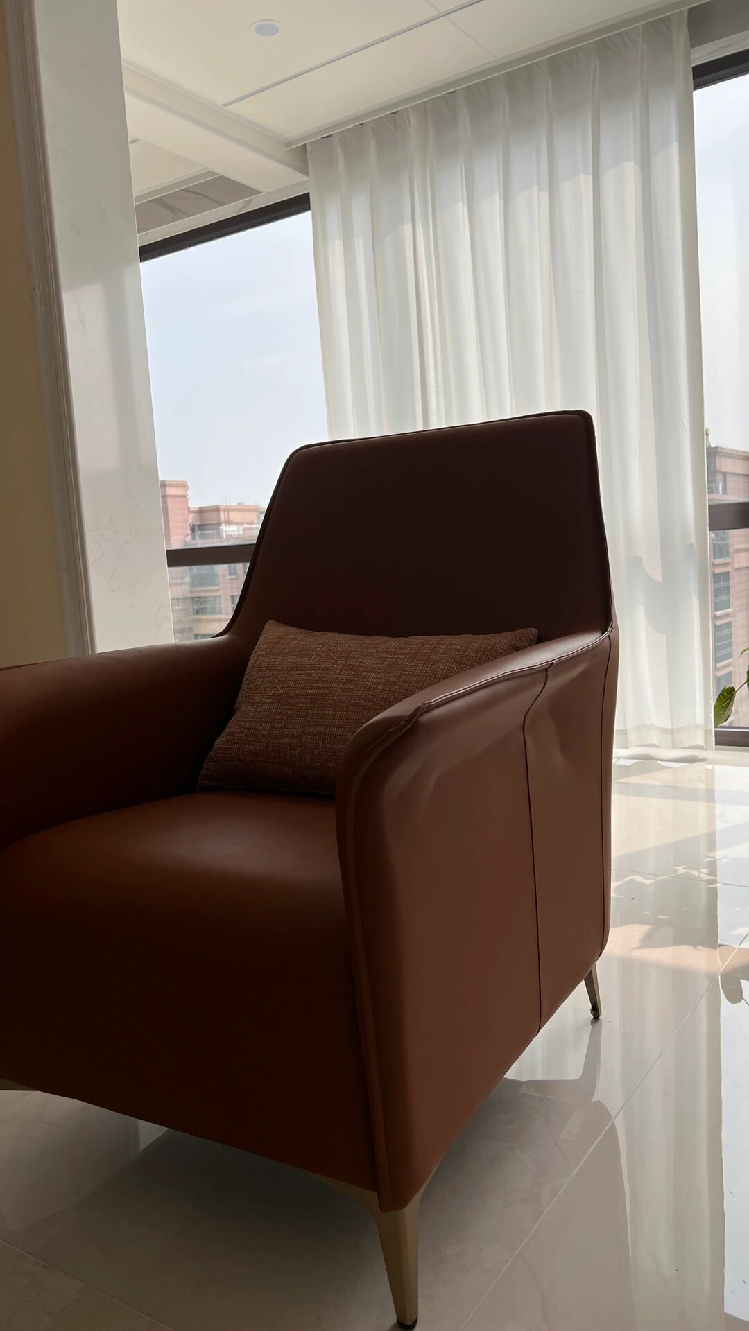 坐标扬中|圣蒂斯堡家具入户