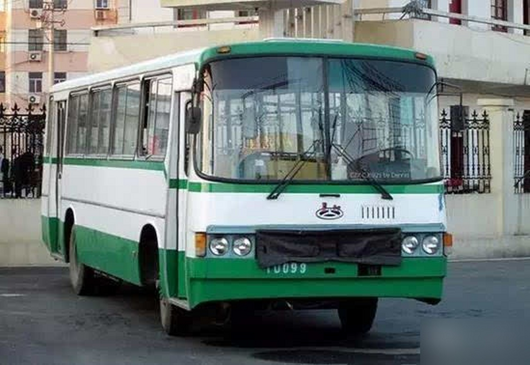 曾经风靡一时的长江客车.