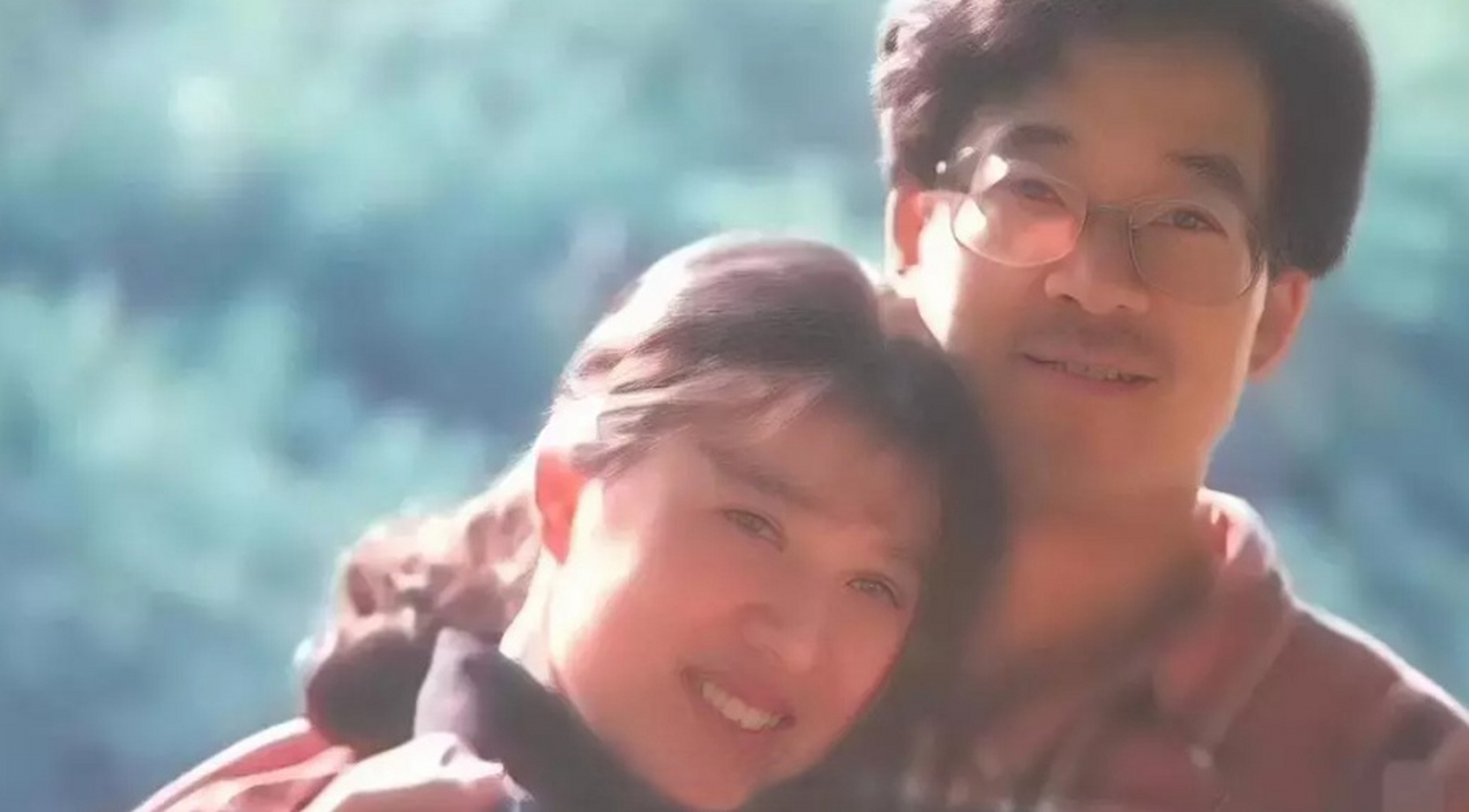 俞敏洪与妻子早年合影