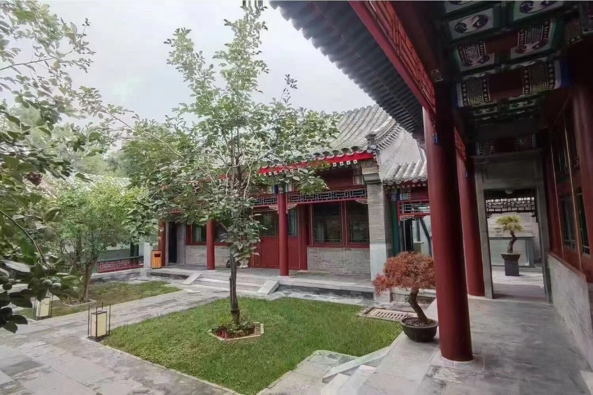 "降价3500万"北京香山脚下的二进四合院 【香山清琴山庄】唯一在售