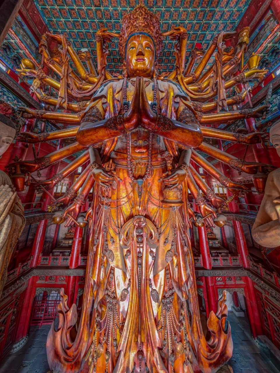 千手观音合集 千手千眼,纷繁如花 图一·承德普宁寺木雕千手观音像,清