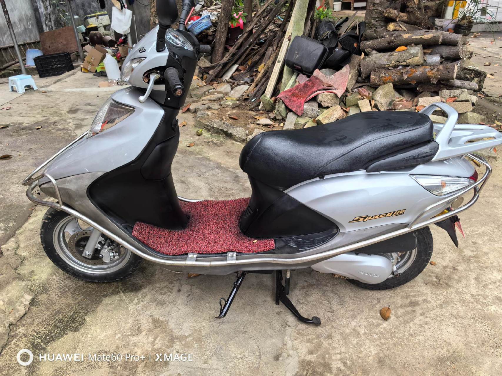 五羊本田电喷优悦110,发动机安静,成色新,正常代步,电喷,五羊仔 价格